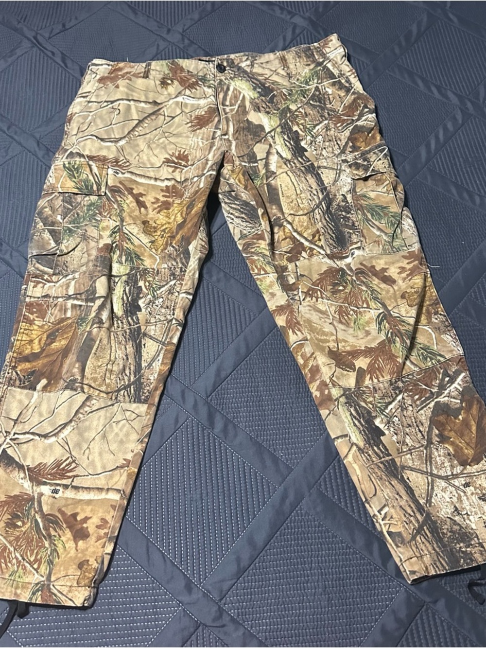 RedHead Mens XL Camo Adjustable Cuff Realtree Hunting Cargo Pants